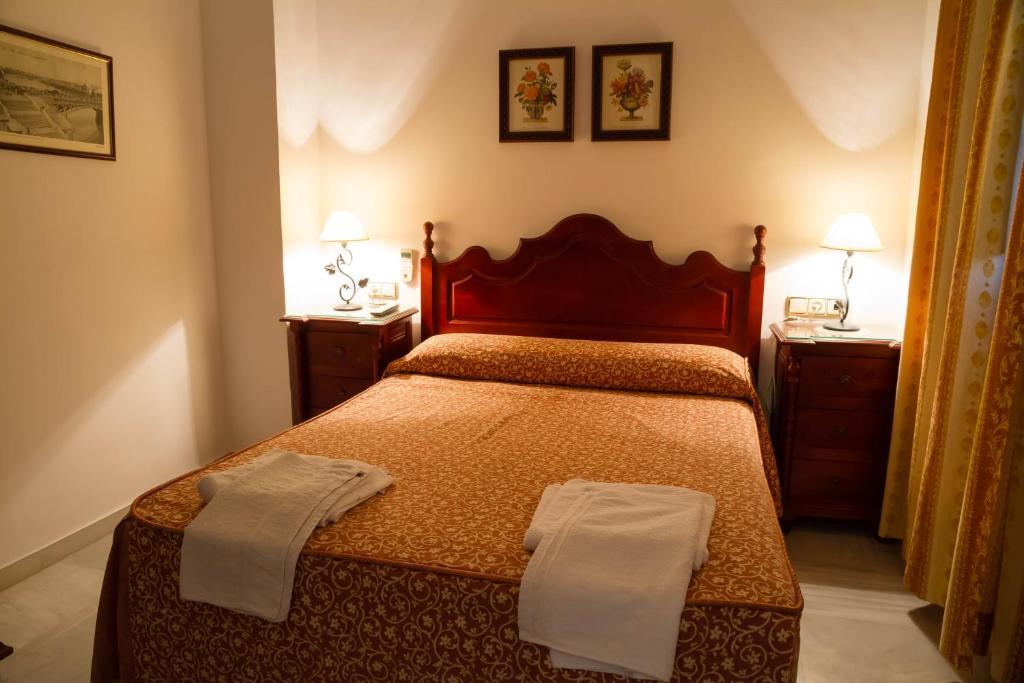 Pension San Benito Abad Seville Room photo